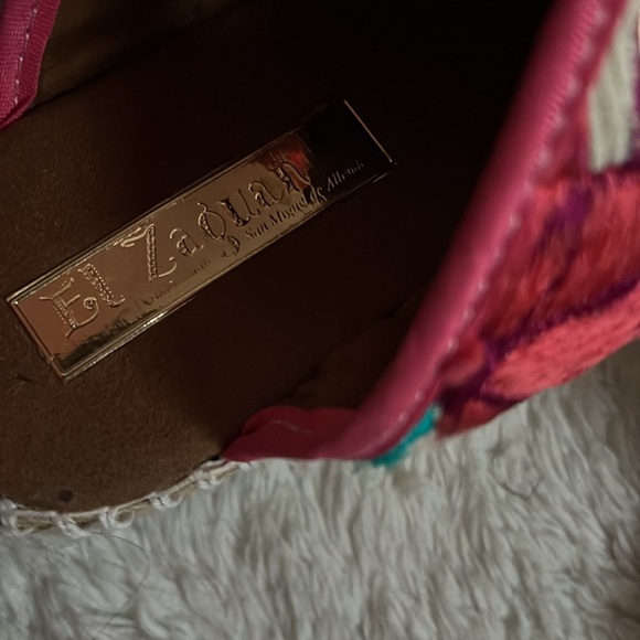 Colorful espadrille like shoes - Picture 3 of 4